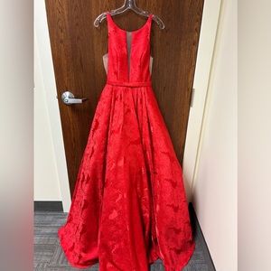 Beautiful, never worn, red Sherri Hill, size 0 party/prom dress.